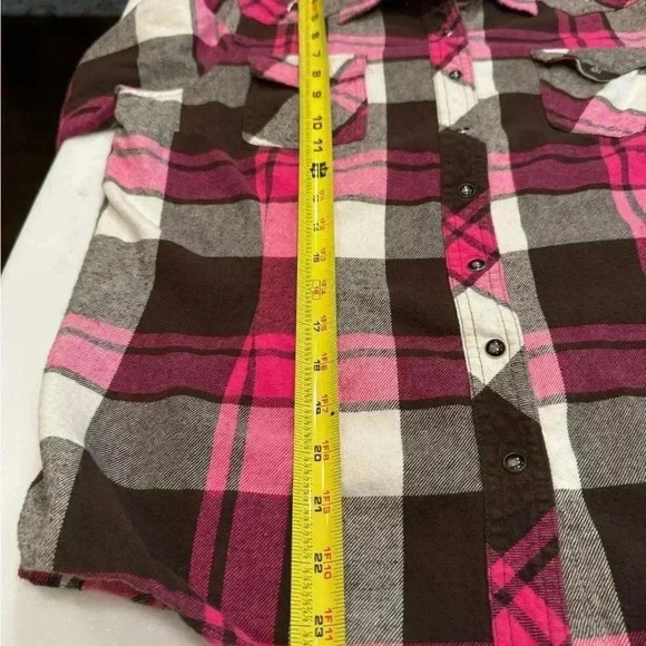 Bit & Bridle women’s snap down plaid shirt pink, brown & white size large - Picture 9 of 10